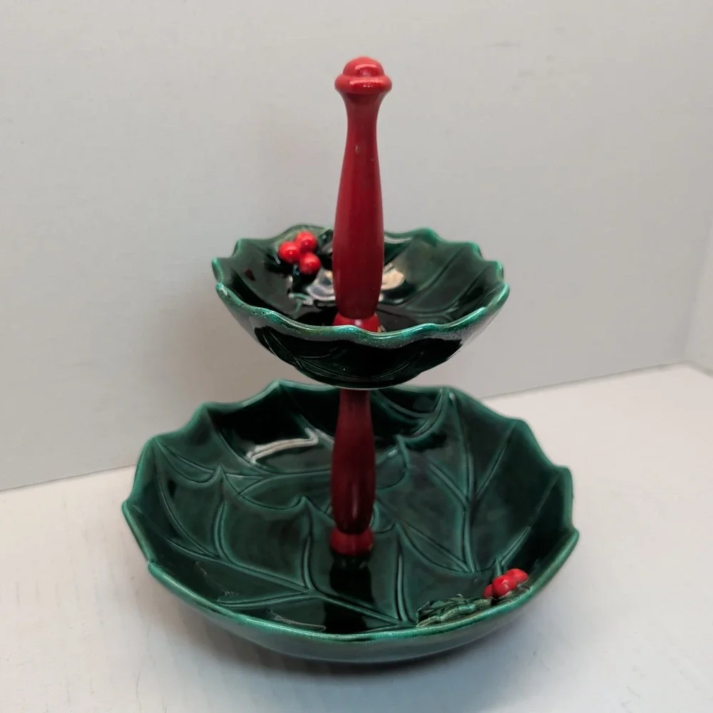 Vintage Lefton 5189 Christmas Holly Leaf 2 Tier Tidbit Tray Green Red Berries